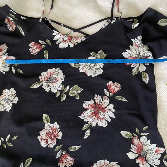 Gorgeous Black Floral Cold Shoulder Blouse with Cross Back Detail - Picture 5 of 9
